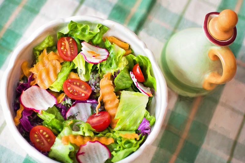 Avocado and Chickpea Salad